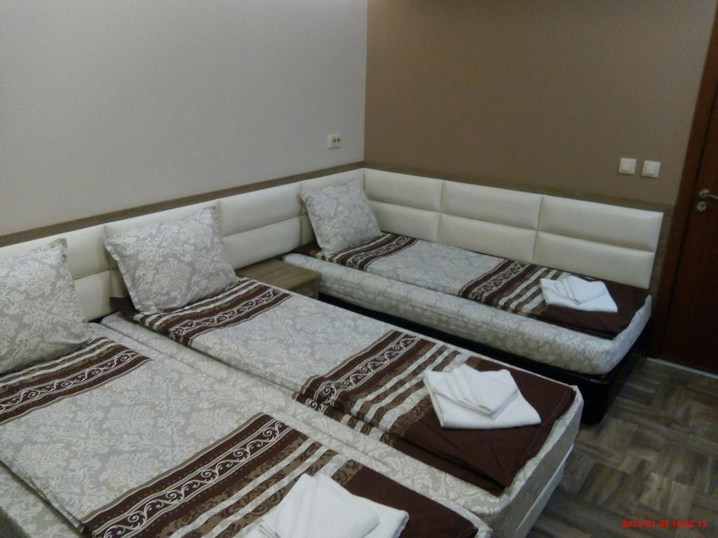 Mineral 56 Hotel Banya  Room photo